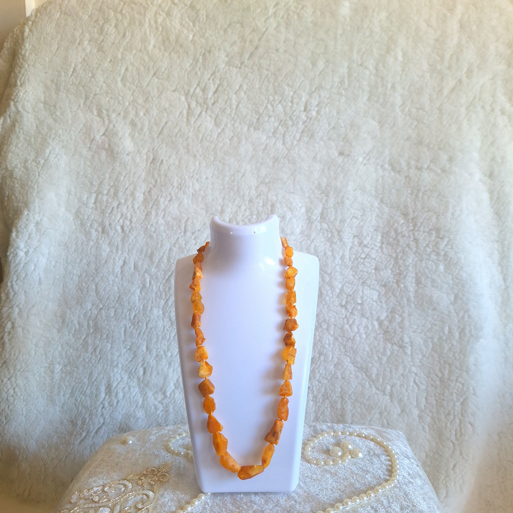 Un polished Baltic Amber Necklace