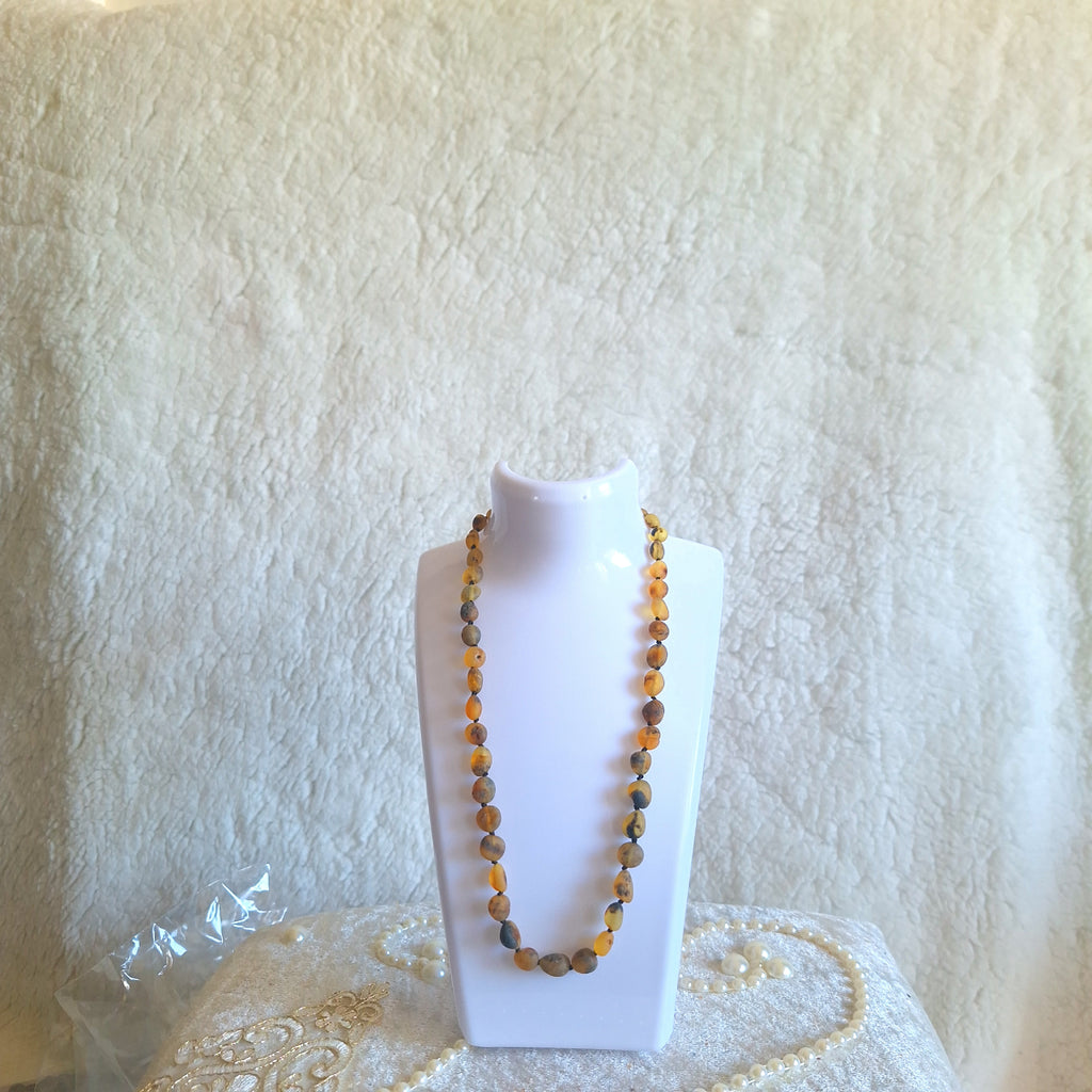 Un polished Baltic Amber Necklace