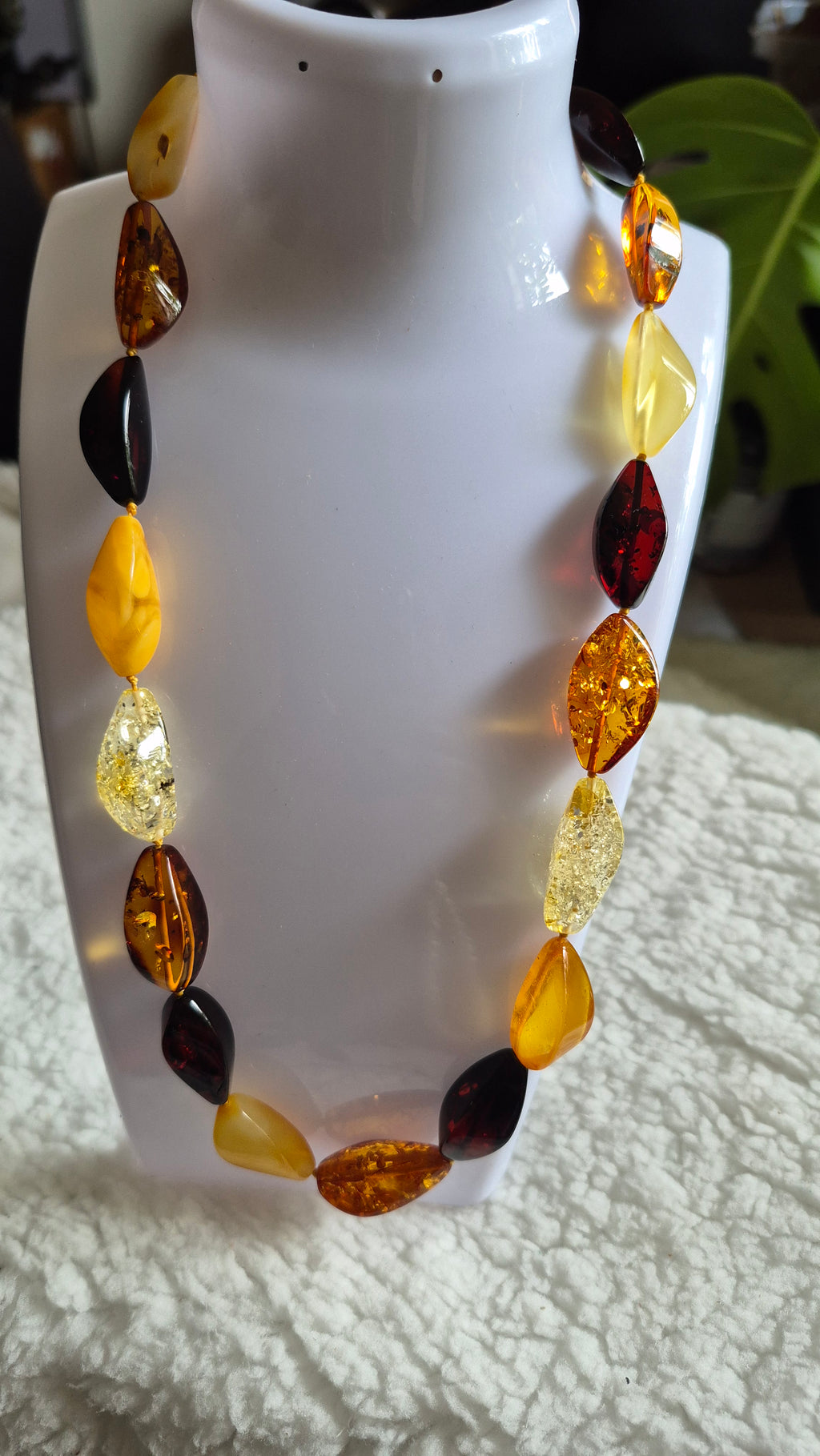 Amber Statement Necklace – 51 cm