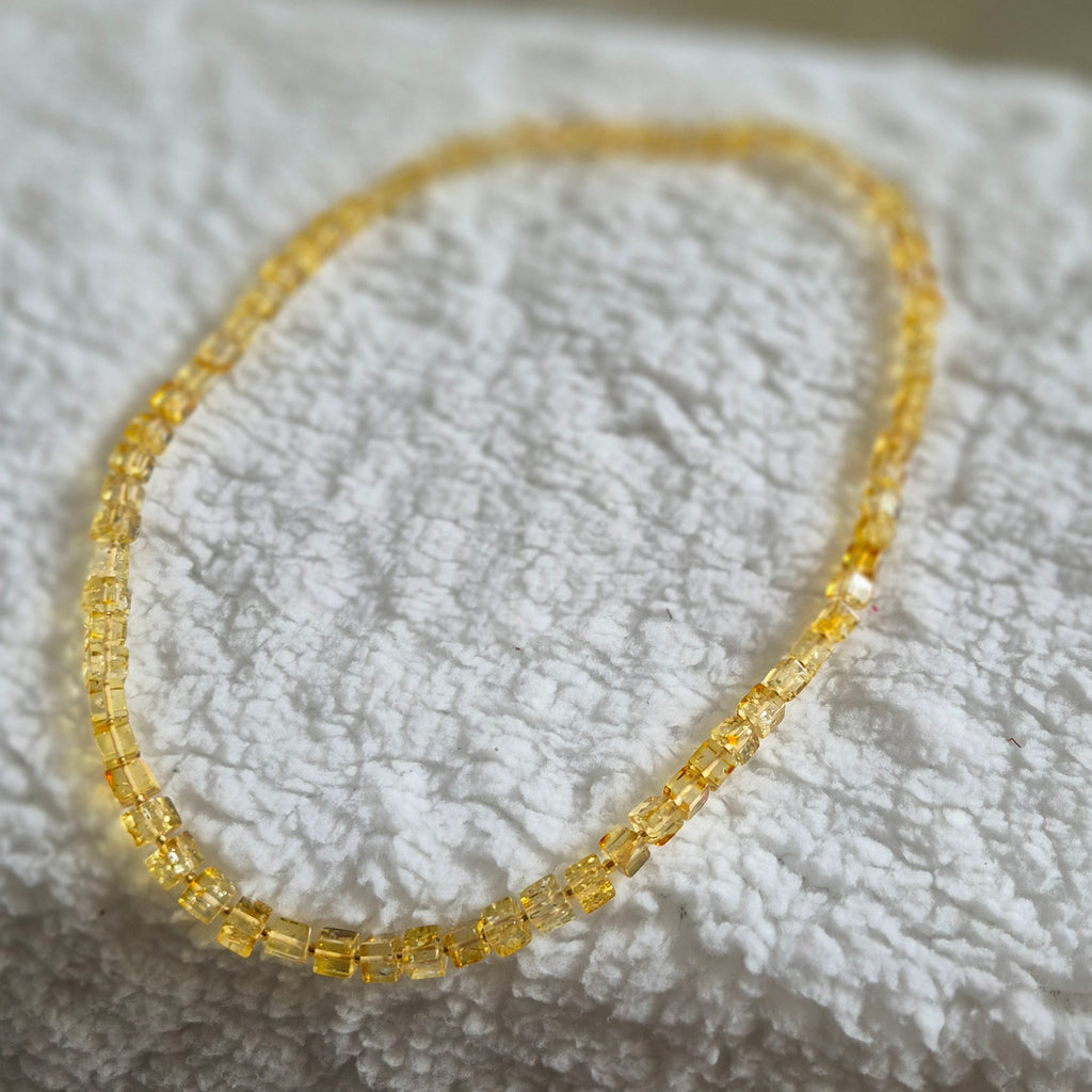 Amber Cube Bead Necklace and Bracelet Set – 53 cm